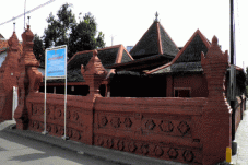 Masjid Merah Panjunan,...