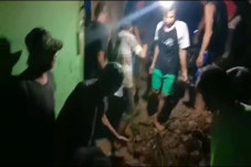 Hujan Deras Akibatkan...