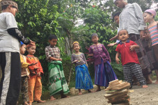 Pulang Kampung, Kami...