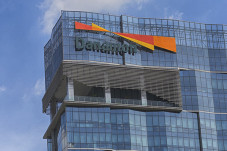 Bank Danamon Siapkan...