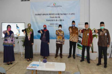 Bagi Dividen Rp38 Miliar,...