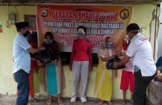 Polres Pangkep Bagikan...