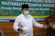 Anjurkan Warga Ibadah...