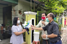 Sembuh Corona, Ibu Muda...