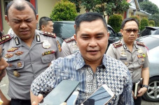 Kapolda Jatim Tegur...
