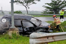 Toyota Rush Terbakar...