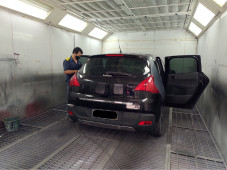 Bengkel Resmi Peugeot...