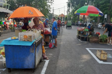 Penataan Pasar Tradisional...