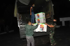 Bantuan 48 Koli Alkes...