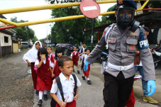 Siswa Diusulkan Tetap...