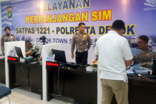 Satpas Depok Buka Lagi,...