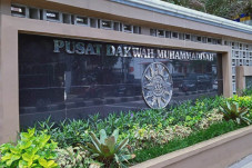 Mahutama Protes Pencatutan...