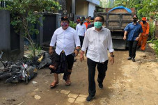 Rai Mantra Tinjau Lokasi...