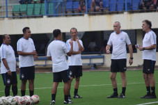 Liga 1 2020 Dilanjutkan,...