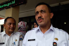 PSBB Transisi, Warga...