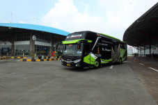 Mulai Hari Ini, Bus...