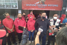 Warung Gotong Royong...