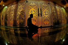 Belajar Mencintai Salat...