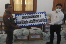 Perusahaan Pelayaran...