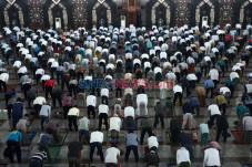 90% Masjid di Jakarta...