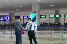 Bandara Soetta Tak Wajibkan...