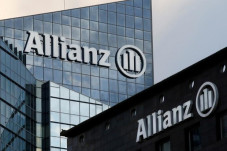 Allianz Berikan Proteksi...