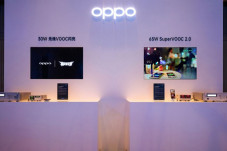 Oppo Siapkan Super VOOC...