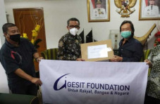 Gesit Foundation Donasi...