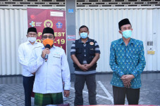 Temukan Obat Covid-19,...