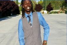 Pria Kulit Hitam Tewas...