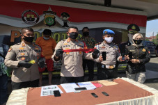 Tangkap Pengganjal ATM,...