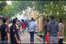 Tawuran Antar-Warga...