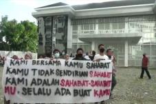 Air Mata Warga Tumpah...
