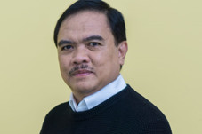 Pembisuan yang Membius
