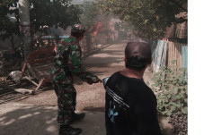 Mencekam, Dua Kampung...