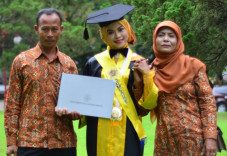 Anak Penjaga Hutan Wanagama...