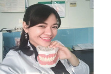 Dokter Muda Ini Bagikan...