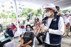 Rapid Test Massal, Relawan...