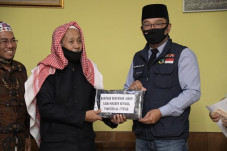Gubernur Jabar Dukung...