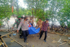 Hilang Dua Hari, Tim...