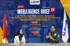 Analis Intelijen Nilai...