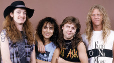 Pentolan Metallica Bikin...