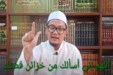 Ingin Jadi Miliarder,...