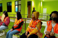 Ngamar saat PSBB Tangsel,...