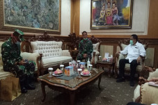 Sambangi Kantor Walikota...