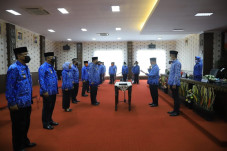 Bupati Winarti Hadiri...