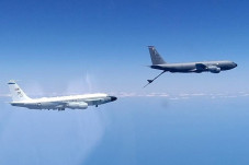 Jet Tempur Su-30 Rusia...