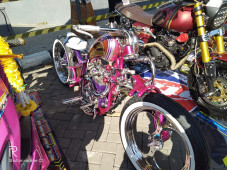 Komunitas Grave Digger...