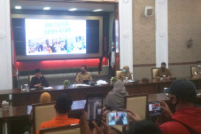 Legislator Senayan Dukung...