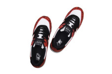 New Balance Hadirkan...